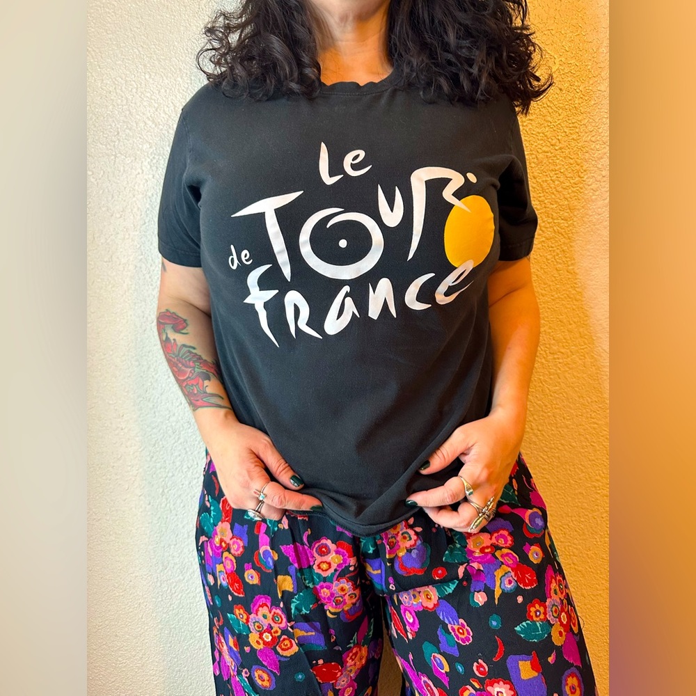 Official le Tour de France tee shirt